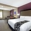 La Quinta Inn & Suites by Wyndham College Station South