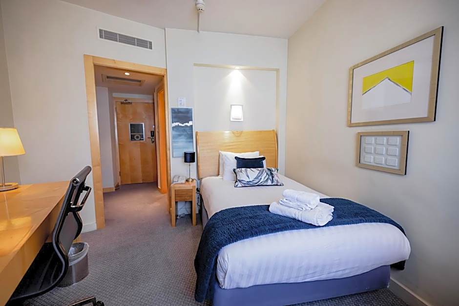 Best Western London Heathrow Ariel Hotel