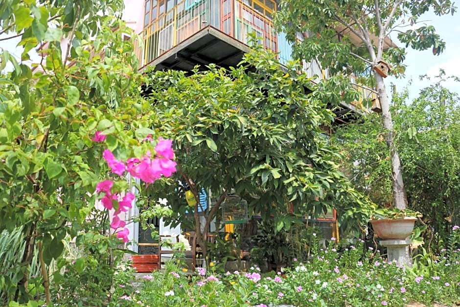 Trại Hoa Vàng Homestay at Tuy Hòa Phú Yên
