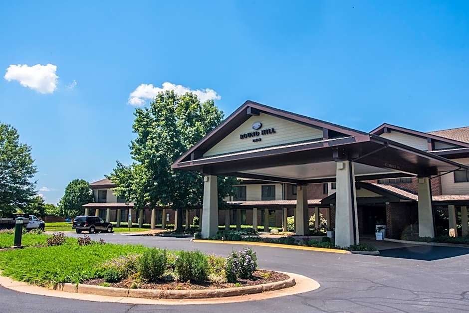 Round Hill Inn