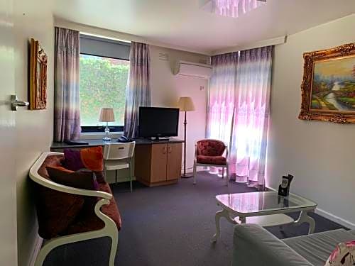 Albert Heights Serviced Apartments