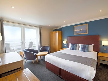 Double Room with Harbor View and Balcony