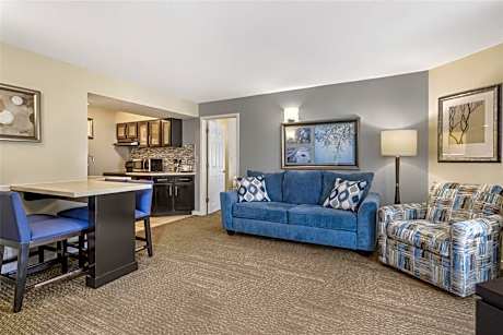 Two-Bedroom Suite with King and Two Double Beds