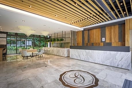 Green World Nan Gang Hotel