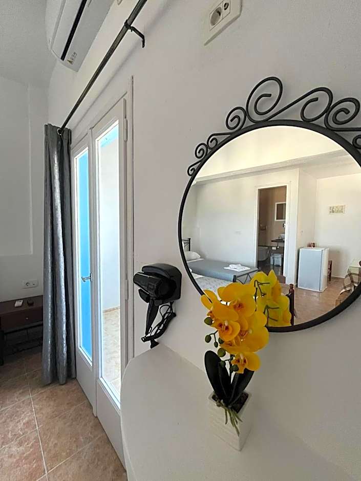 Stella Nomikou Apartments