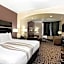 La Quinta Inn & Suites by Wyndham Denver Gateway Park