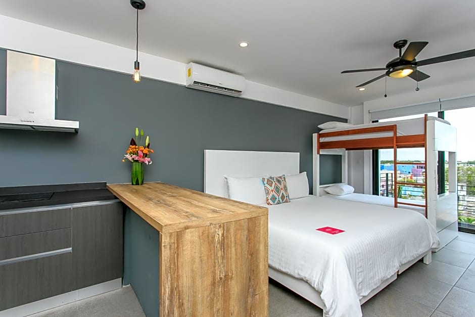 Studio 30 Condhotel by Nah Hotels