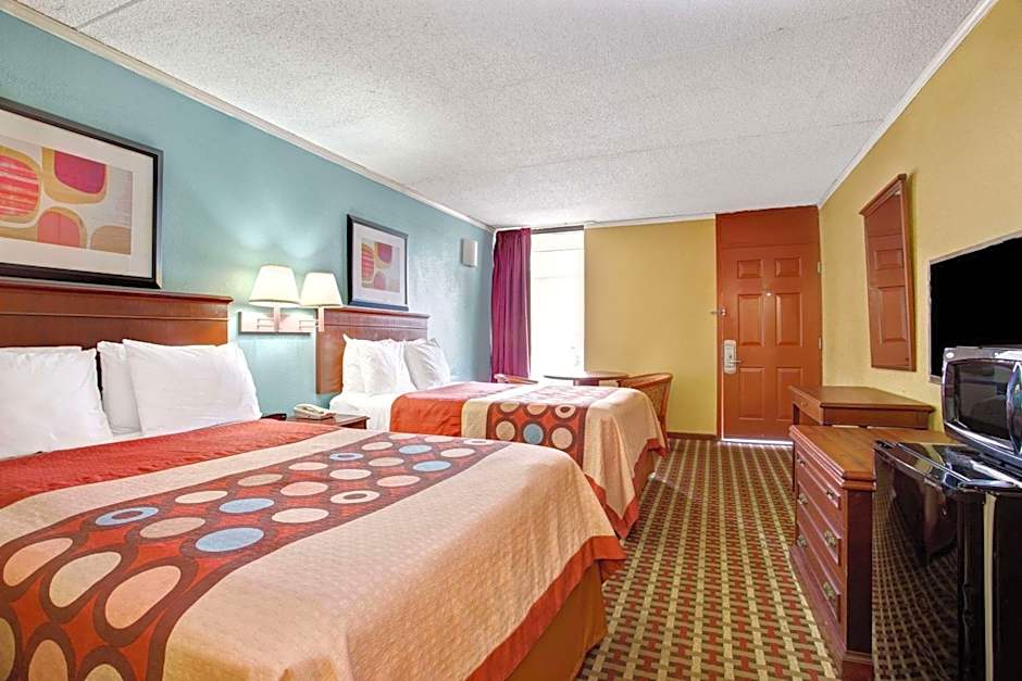 Super 8 by Wyndham Raleigh Downtown South