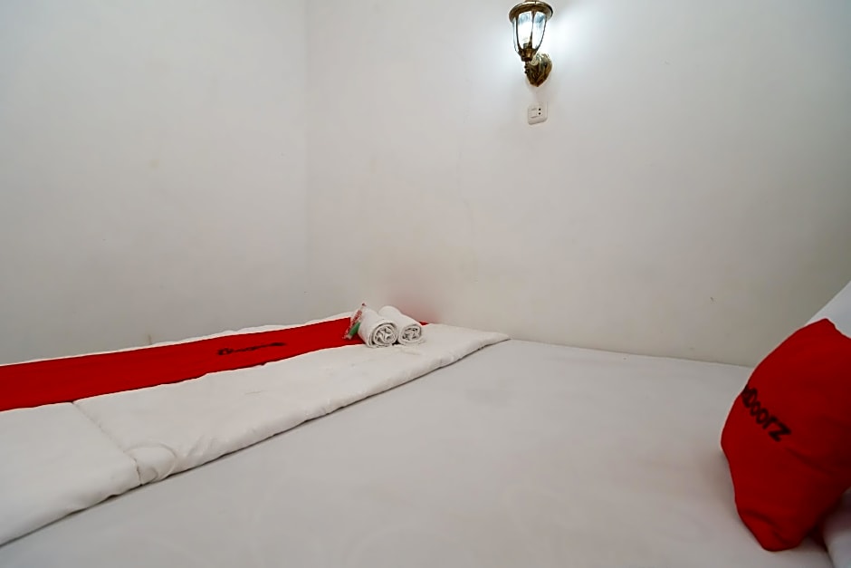 RedDoorz @ Jalan Sultan Agung Lampung