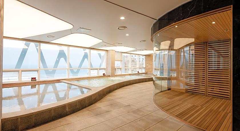 SOL BEACH SAMCHEOK (SOL BEACH HOEL & RESORT SAMCHEOK)