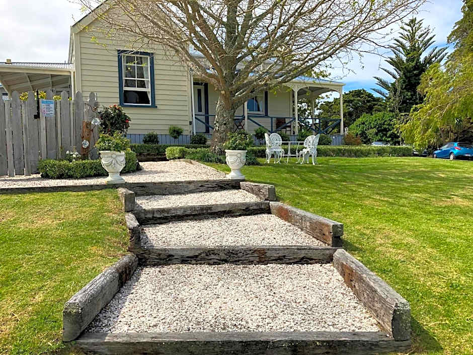 Kauri Villas