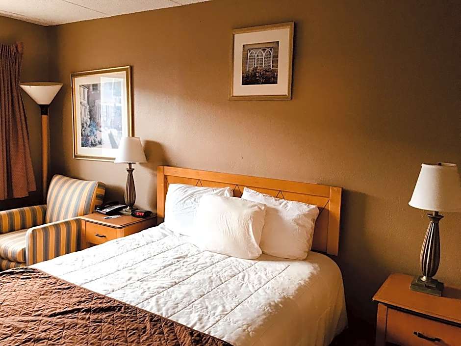 Americas Best Value Inn - Laredo