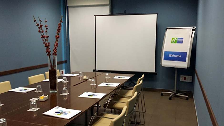 Holiday Inn Express Vitoria By IHG