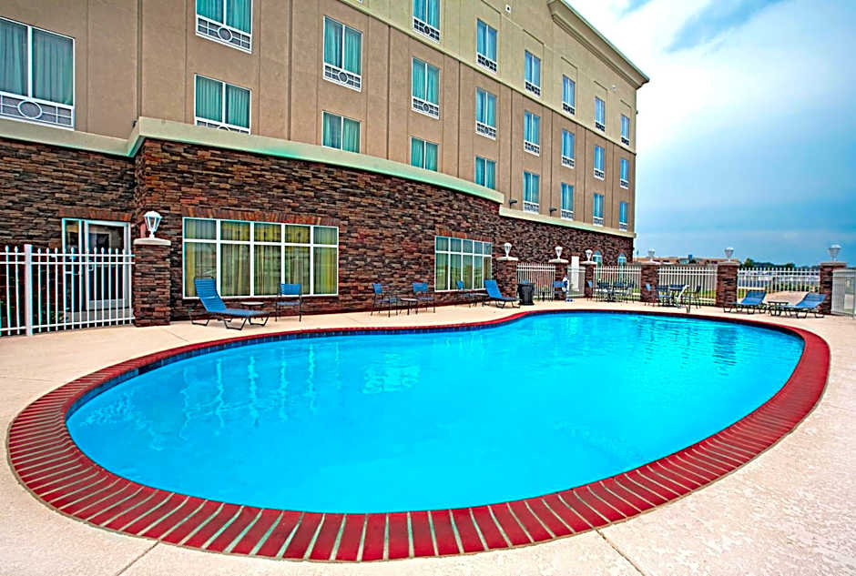 Holiday Inn Express and Suites Bossier City Louisiana Downs By IHG