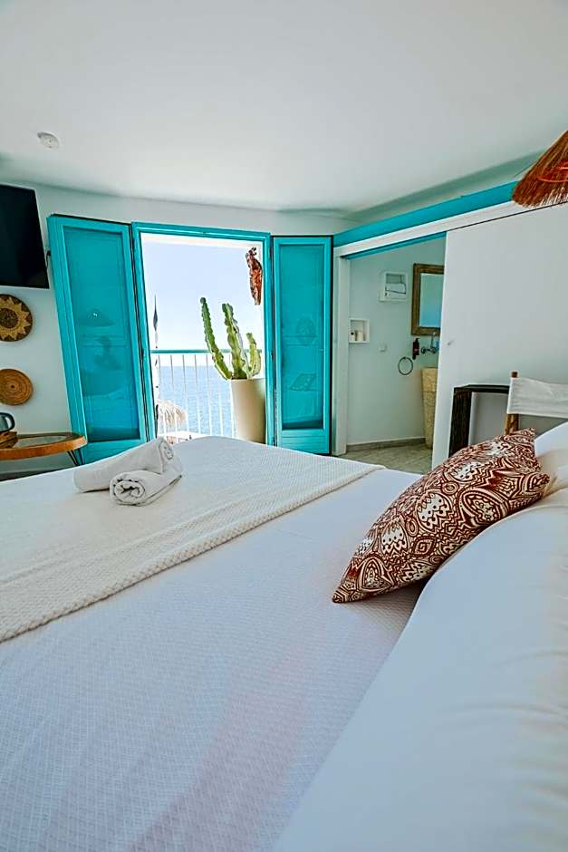 Photo 1 of 7 of Deluxe, Sea View, Balcony
