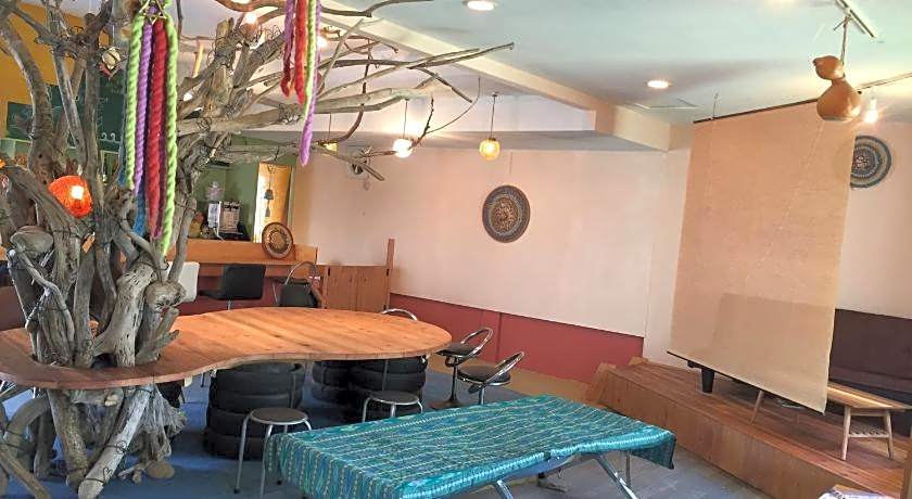 Organic Guesthouse & Cafe OHANA