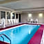 Columbia Inn & Suites