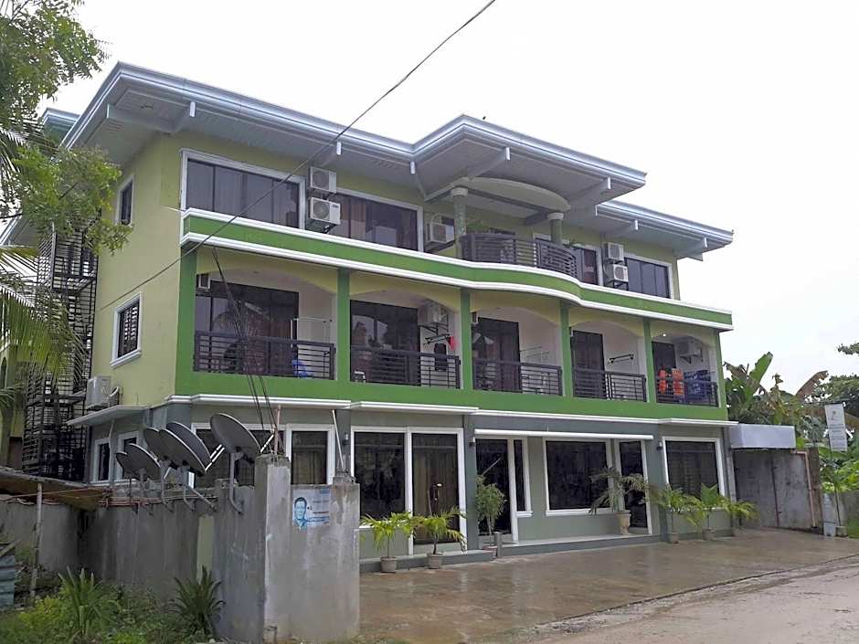 Adelaida Pensionne Hotel