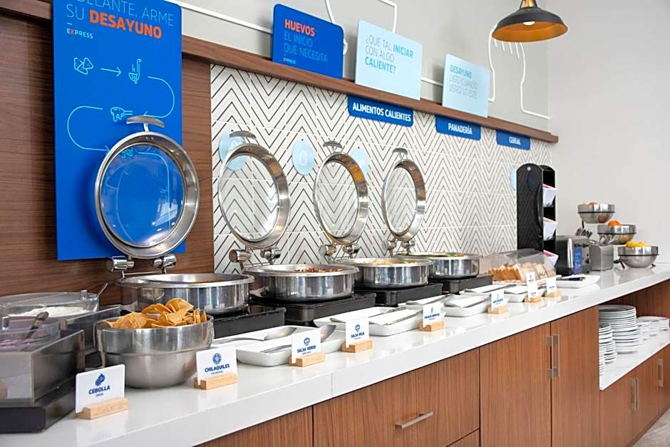 Holiday Inn Express Guadalajara Iteso By IHG