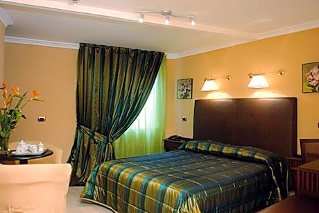 Double Room with Spa Bath