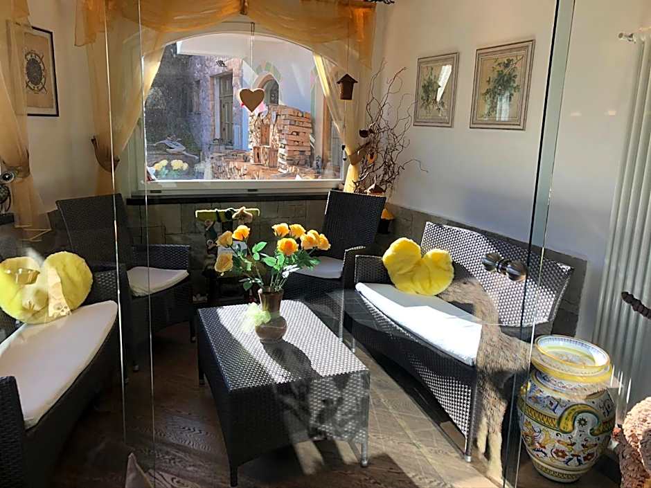 Alpine Touring Hotel-petfriendly