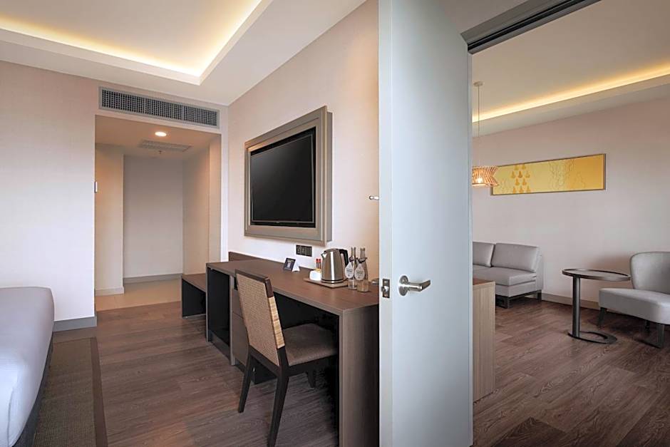 Photo 1 of 9 of Family 1 Bedroom Suite, Sea View