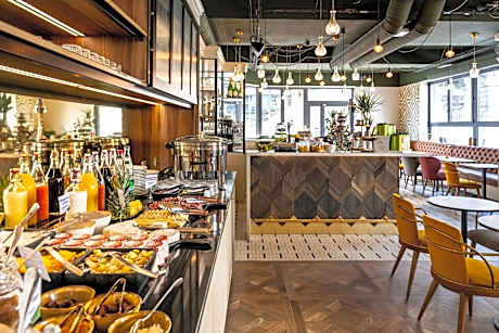 Mercure Paris Bercy Bibliotheque