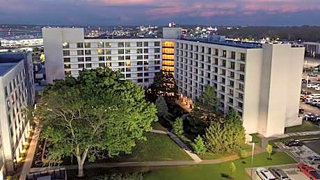 Hilton St. Louis Airport