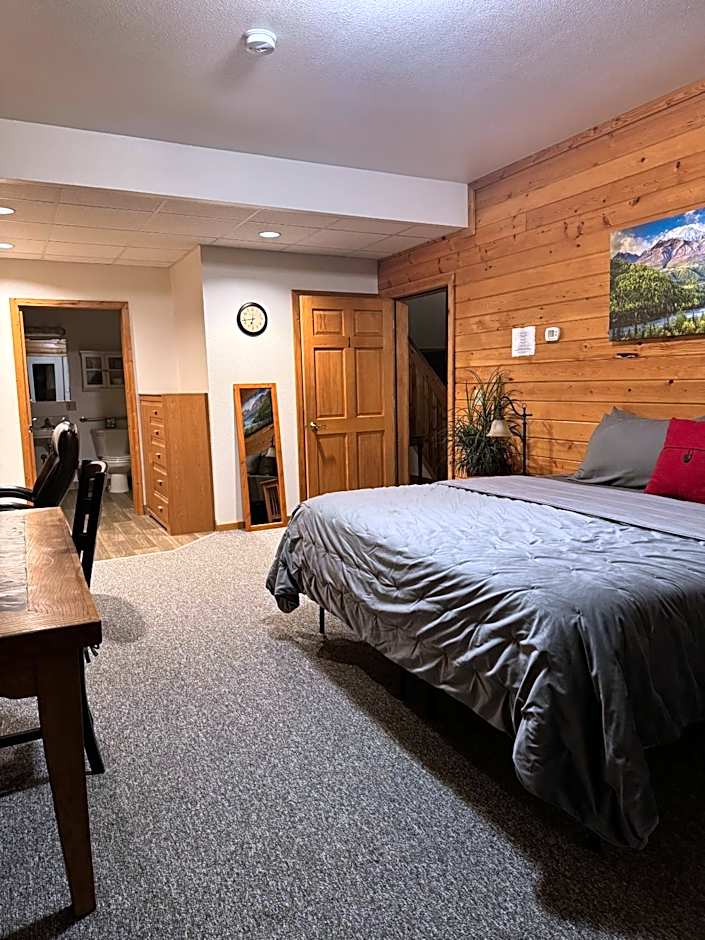 Susitna River Lodging, Suites