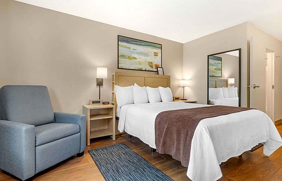 Extended Stay America Suites - San Diego - Carlsbad Village by the Sea