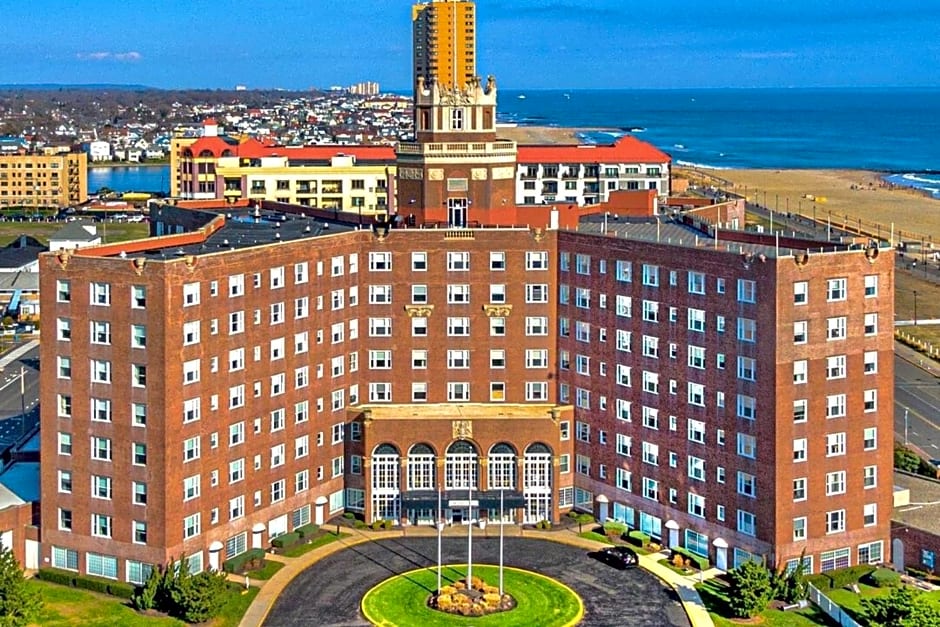Berkeley Oceanfront Hotel
