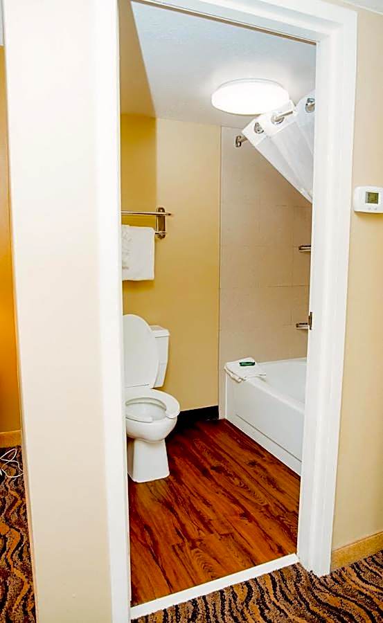 MCM Elegante Hotel & Suites Lubbock