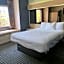 Days Inn & Suites by Wyndham Hutchinson
