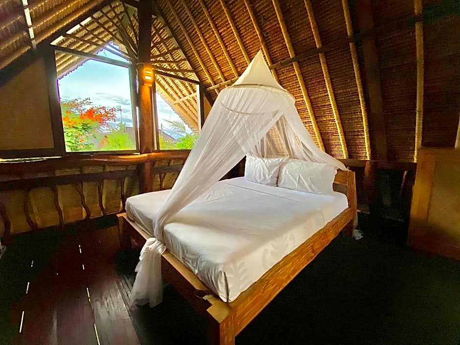Flower Bud Bungalow Balangan