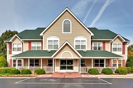Howard Johnson by Wyndham Murfreesboro