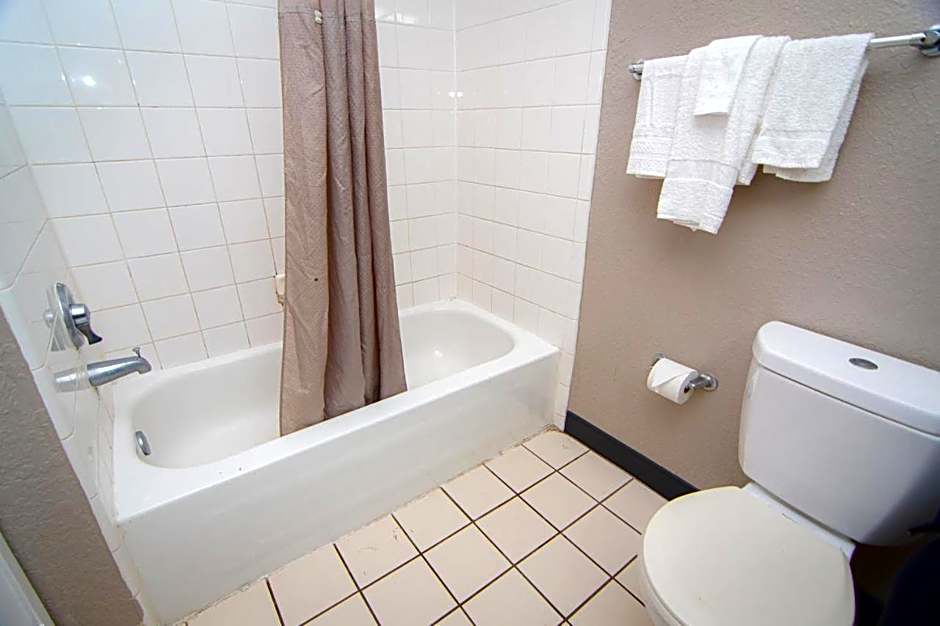 Studio 6 Extended Stay - West Palm Beach, FL