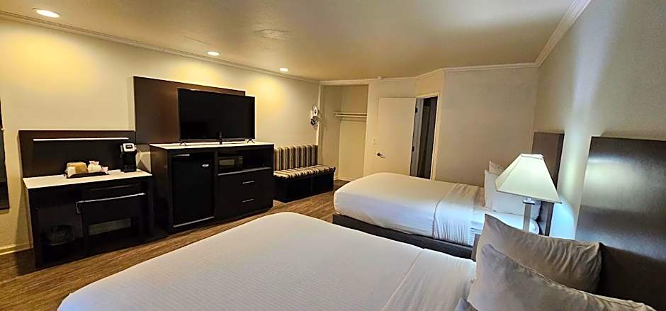 Bay Front Inn - Downtown Santa Cruz