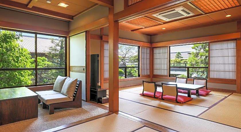 Beautiful Japanese Garden Kagetsu
