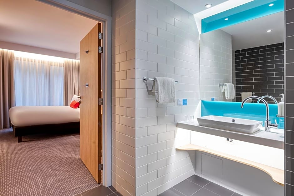 Holiday Inn Express Antwerp - City Centre By IHG