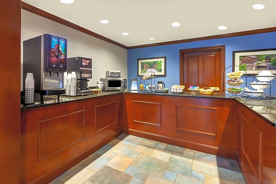 Days Inn by Wyndham Austintown