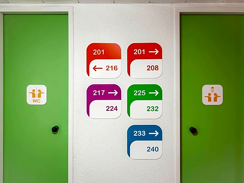 TIP HOTEL CAMBRAI ex HOTEL F1