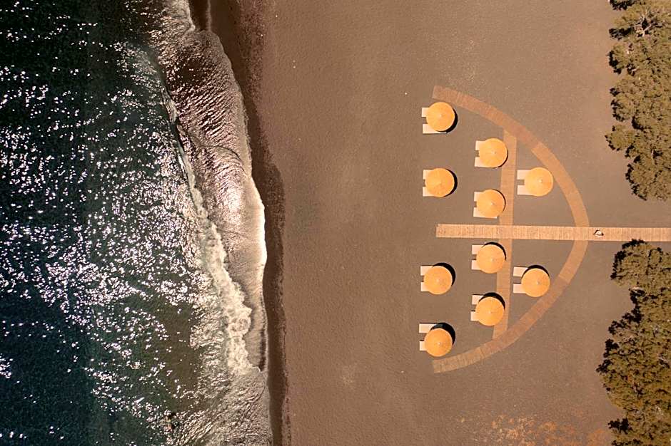 Black Rose Beach Suites