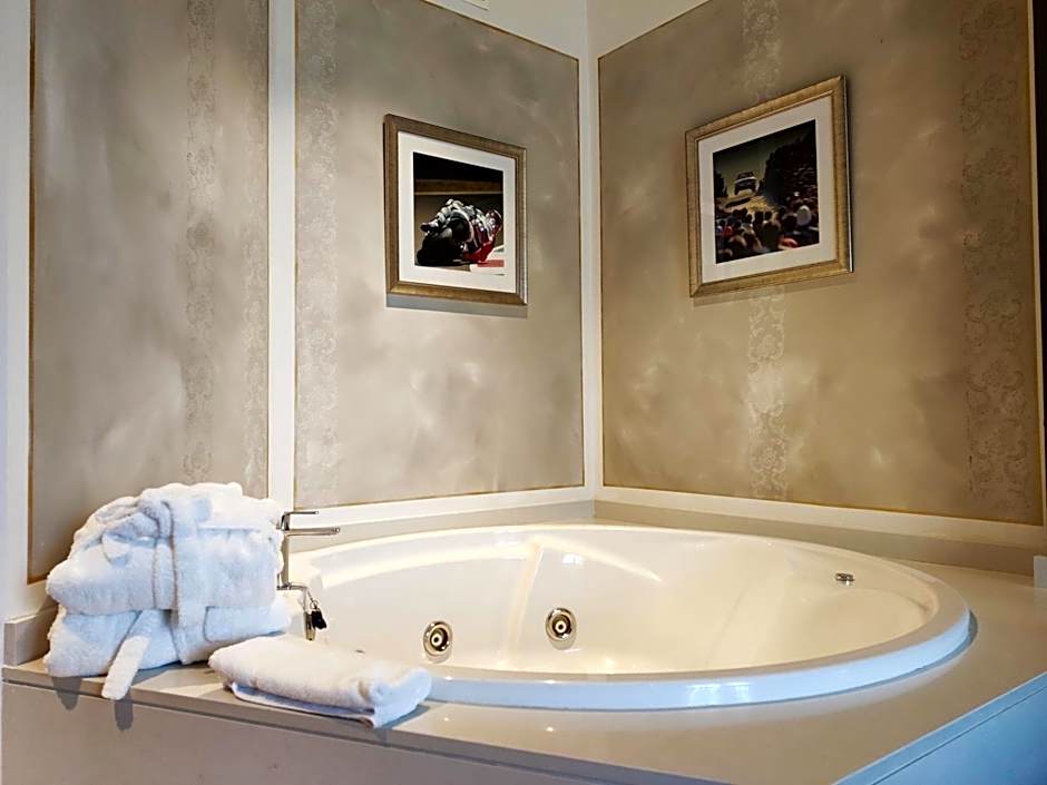 Costa Esmeralda Suites