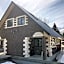 Alpine Chalets Hakuba
