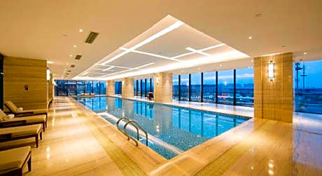 The QUBE Hotel Jingzhou