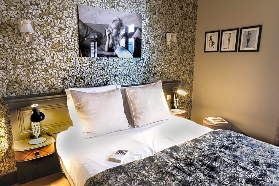 La Femme d'à Côté