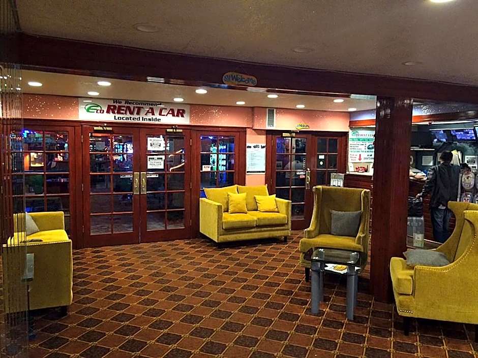 Tradewinds Airport Hotel