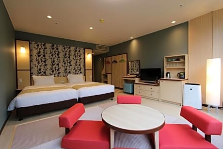 Standard Family Room