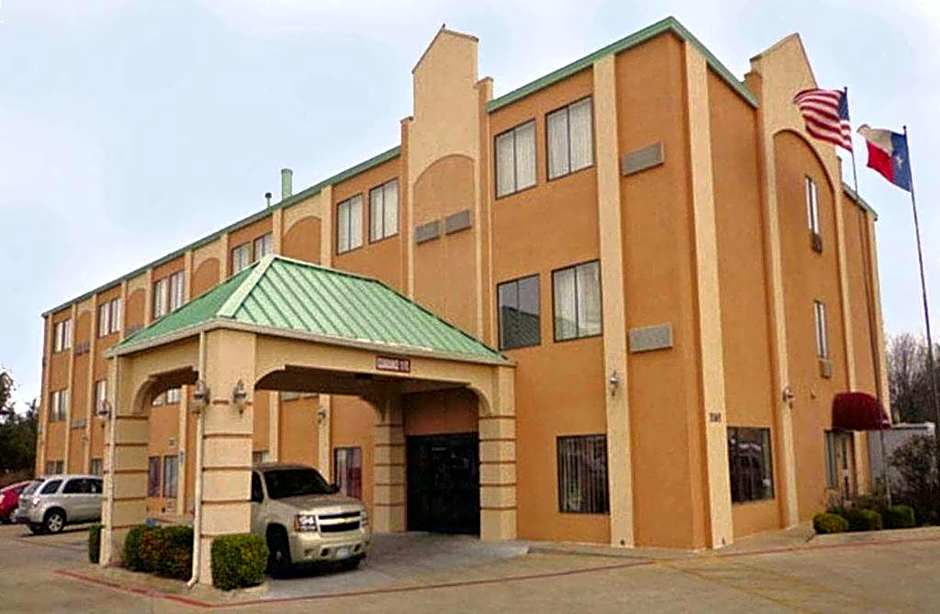Quality Suites Abilene Mall Area