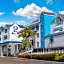 Best Western Plus Marina Shores Hotel